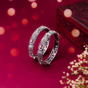 Sphere Spark Bangle