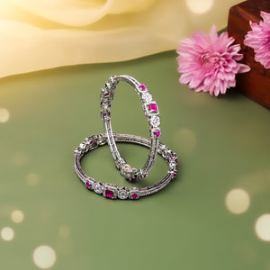 Scarlet Harmony Bangle