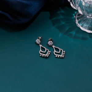 Serene Snowfall Necklace Set
