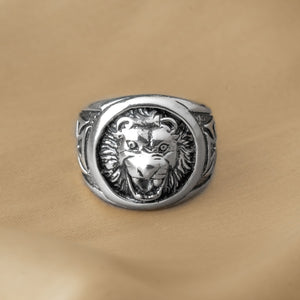 Lion Grace Ring
