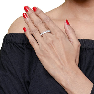 Stunning Prong style Round Zircon Ring US Size 7