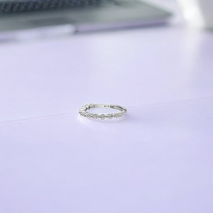 Sleek Bar Style Round Zircon Ring