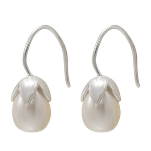 Chic Flair Pearl Fish Hook Earrings