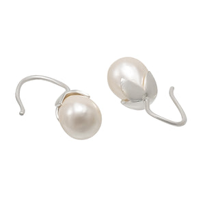 Chic Flair Pearl Fish Hook Earrings