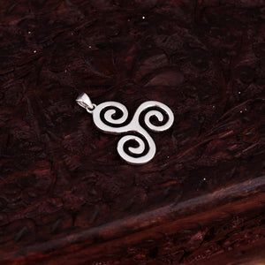 Men's Sterling Silver Zephyr Swirl Charm For Office Wear, Without Chain