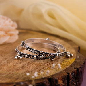 Floral Rhapsody Bangle