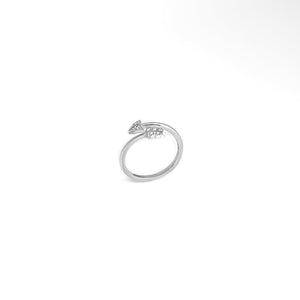 Chic Arrow Radiance Ring