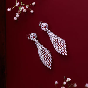 Illuminated Chandelier Dreams Drops